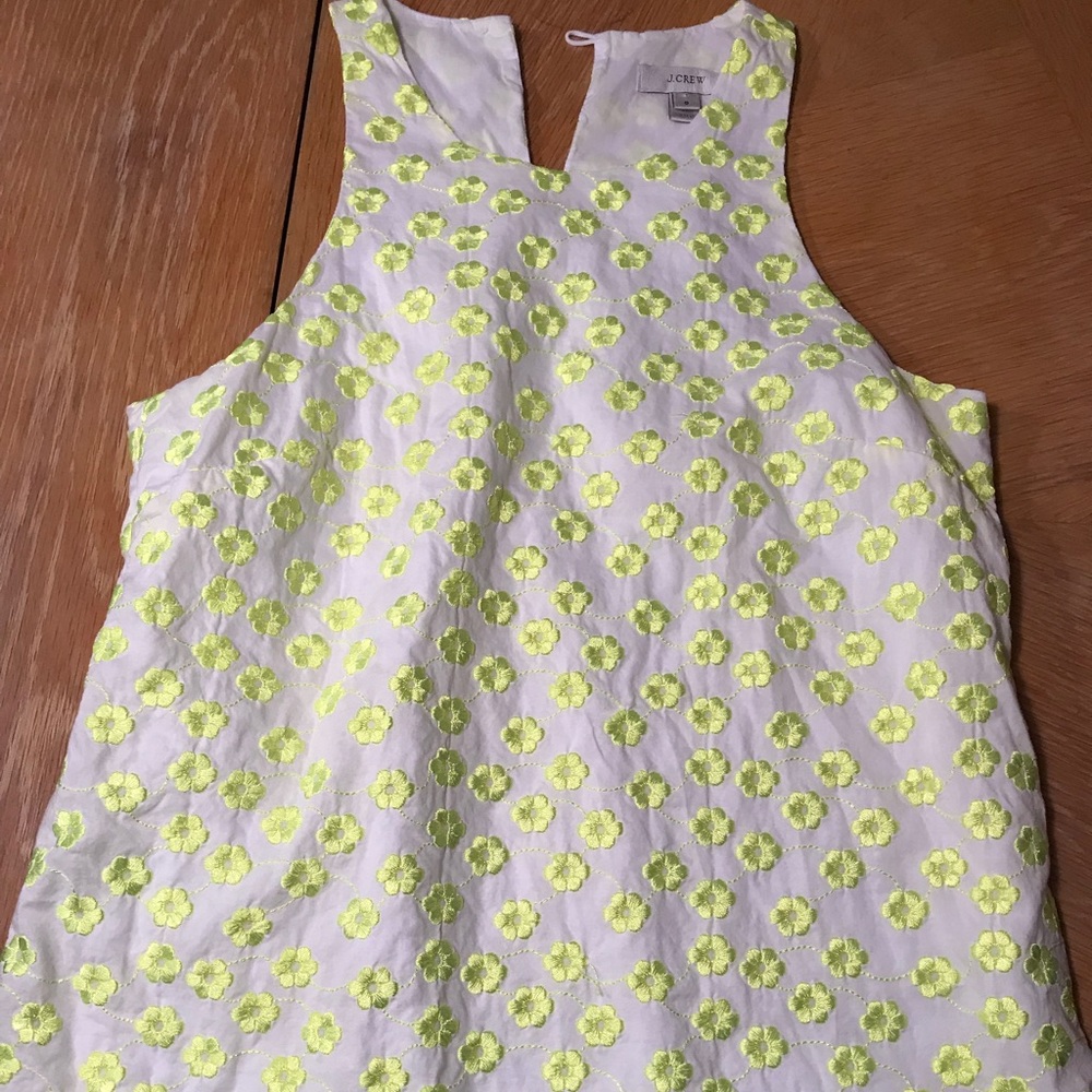 J crew size 0 sleeveless shirt.